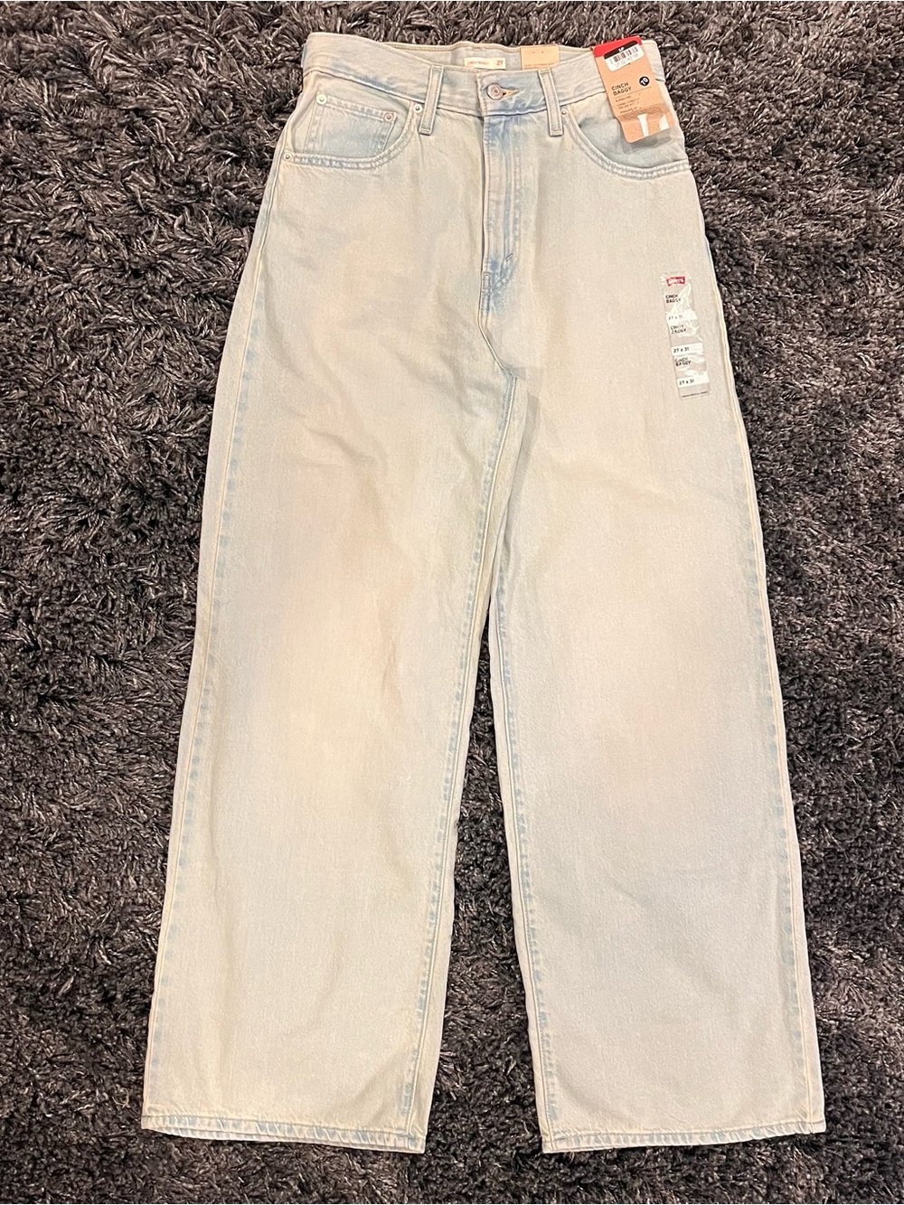 🌼NWT LEVI’S CINCHED BAGGY WIDE LEG JEANS SIZE 27x31🌼 - Picture 3 of 9